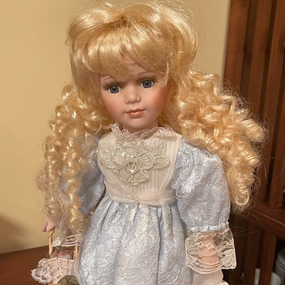 porcelain doll blue dress Luwecf Porcelain Doll Collectible Elegant Victorian Ceramic Figurine,  Vintage Lady Doll in Period Outfit for Home Display, Birthday Gift &  Ceramic Collection Home Decor, Blue : Amazon.co.uk: Home & Kitchen